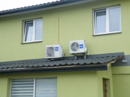 Jednostka zewnętrzna  klimatyzatora z systemu multisplit firmy Haier-pomieszczenie hotelowe